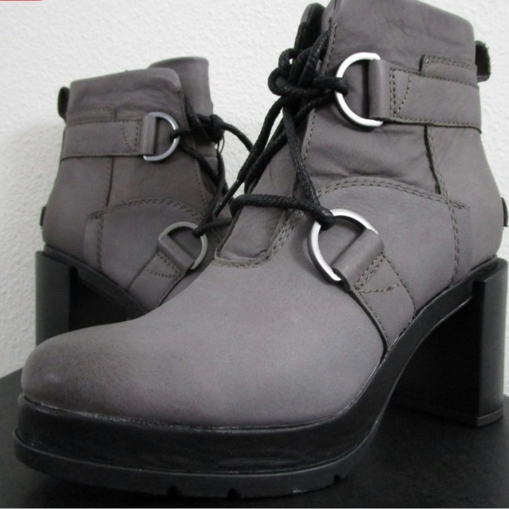 Sorel Margo Lace Wedge Leather Anthropologie Ankle Boots
Quarry